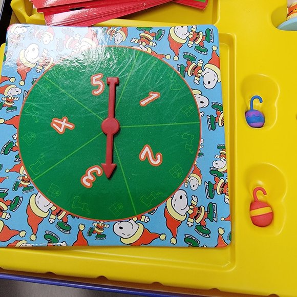 A Charlie Brown Christmas Game Figures Charlie Brown Lucy Snoopy Linus Decorate - Picture 7 of 12